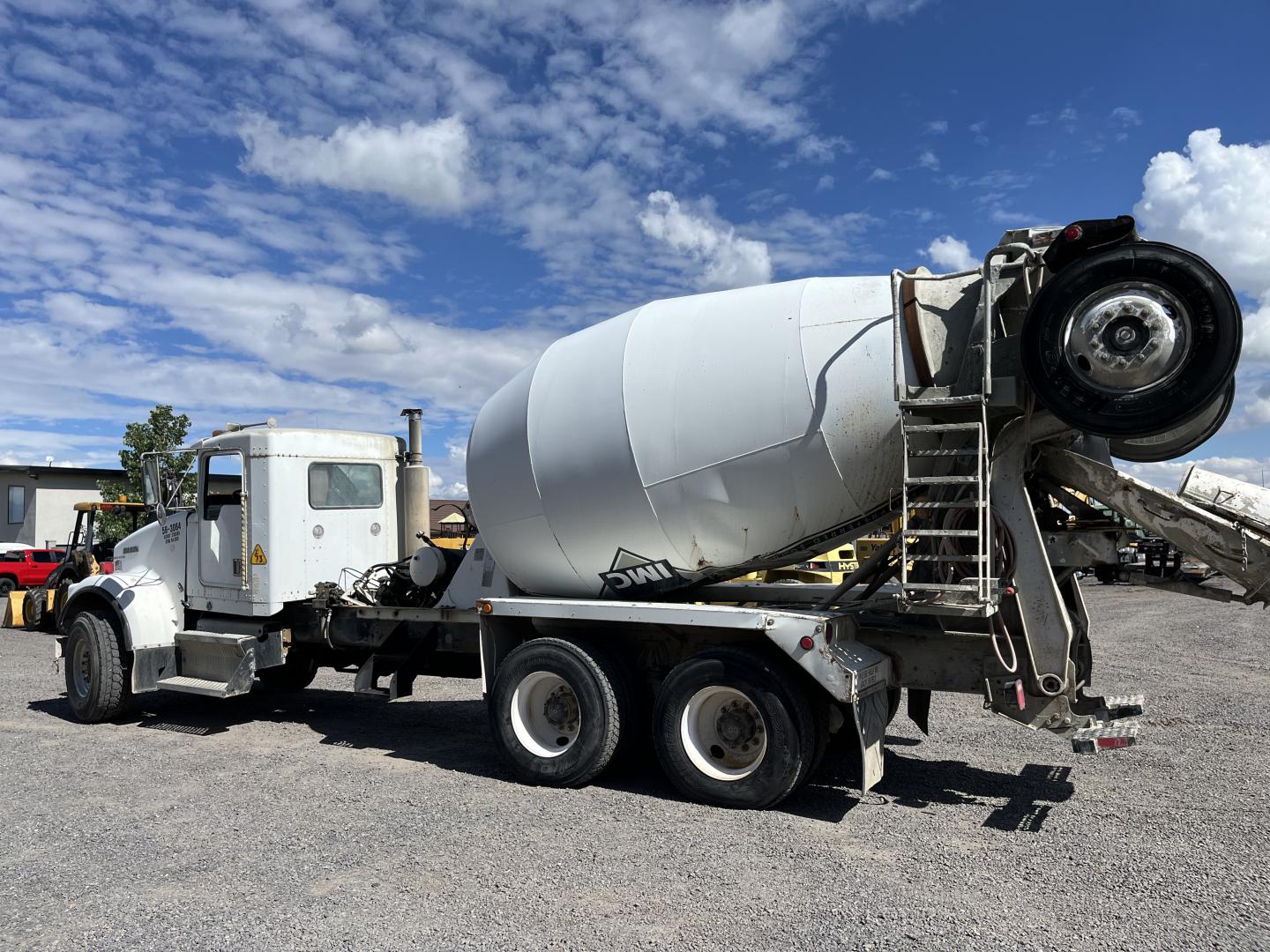 ./imagenes/INVOICE/2019/18210/CAMION REVOLVEDOR KENWORTH W900 (3).JPG